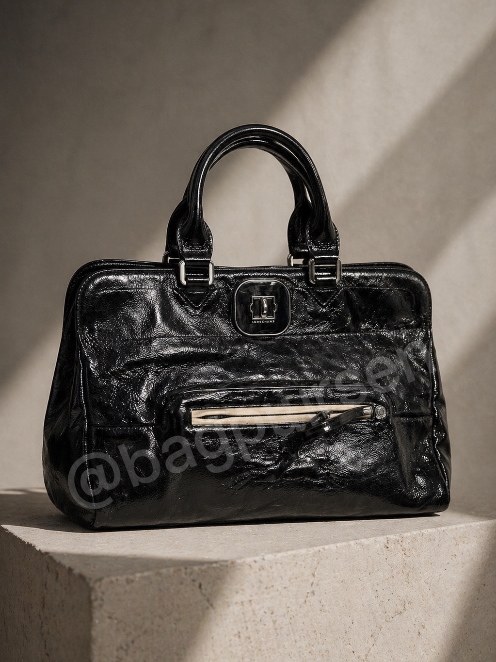 Longchamp Gatsby Black Patent Leather Turn-Lock Large East/West Hobo Bag Capsule
